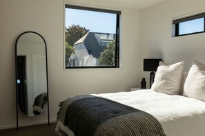 Bügeleisen/Bügelbrett, WLAN, Bettwäsche