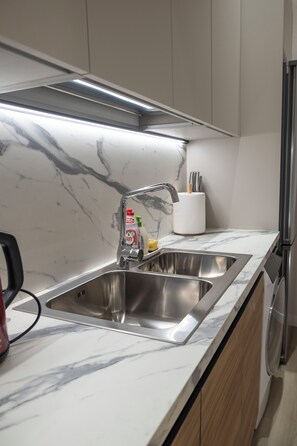 Fridge, microwave, oven, dishwasher