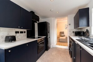 Appartement, 4 chambres | Intérieur