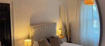 Bright 4-bedroom Maisonette in Gateshead