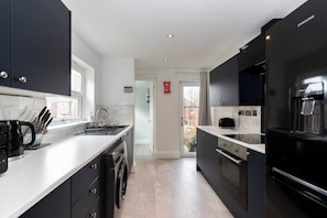Apartment, 4 Schlafzimmer | Innenbereich