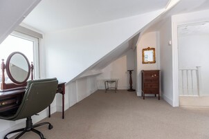 Apartamento, 4 habitaciones | Interior