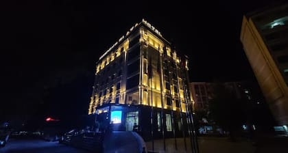 ShedevrPLAZA