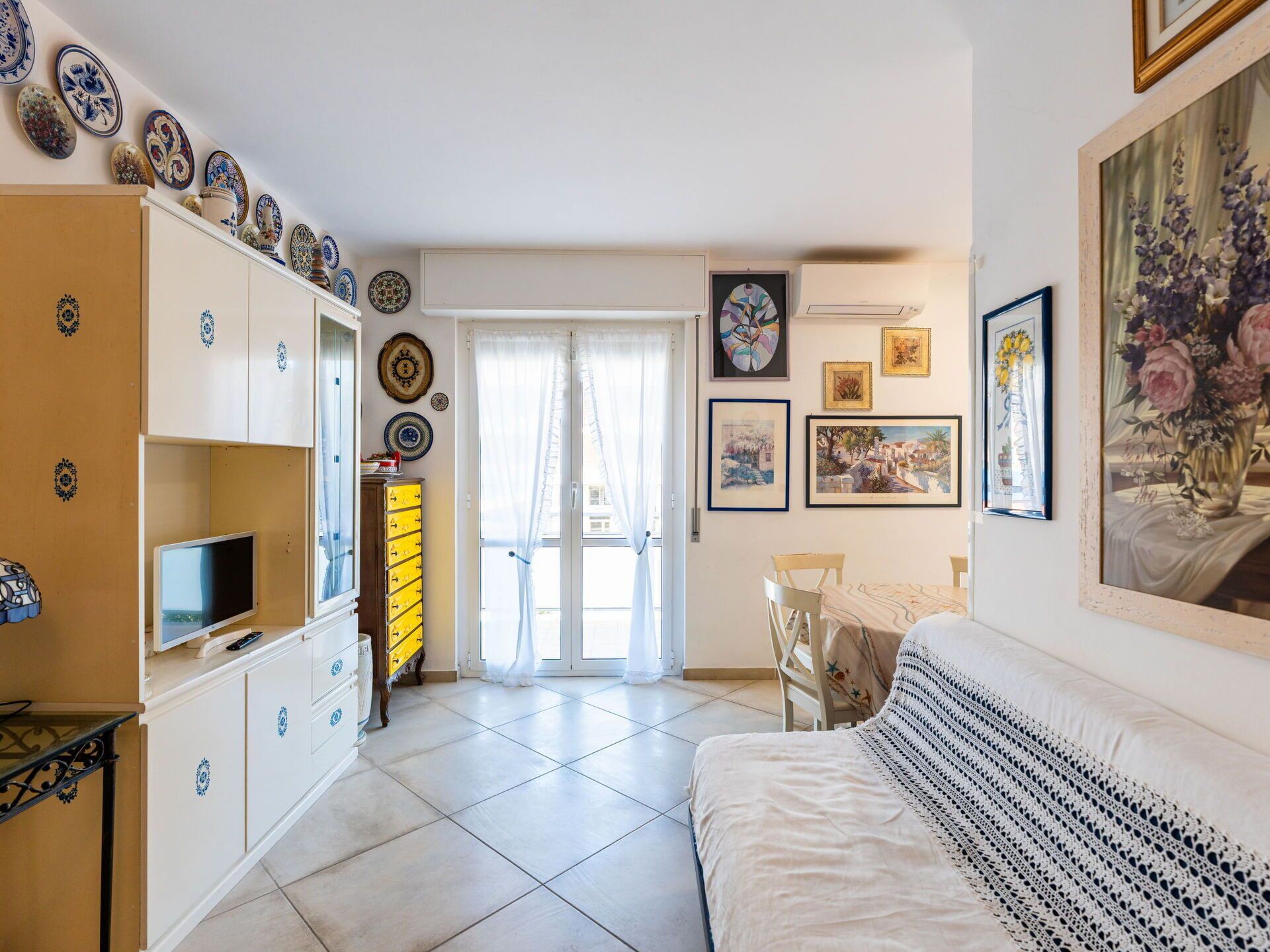 Nice Apartment For 4 People With Wifi, A/c, Tv, Balcony And Pets Allowed - Bordighera