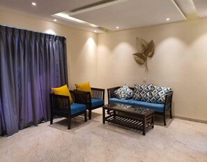 House | Living area - POP Home 83993a Infinity Villa 2 (Arpora)