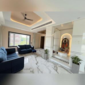 Escritorio y wifi gratis 