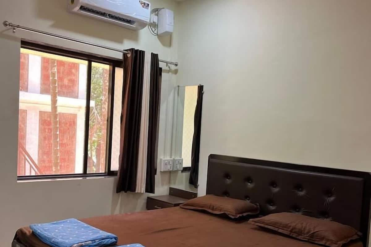 Habitación doble estándar, vista al jardín | Escritorio, espacio para trabajar con laptop y wifi gratis