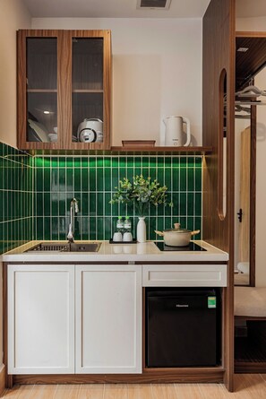 Standard Studio, 1 Double Bed, Non Smoking, City View | Private kitchen | Mini-fridge, stovetop, cookware/dishes/utensils - Almira Home Da Lat (Da Lat)