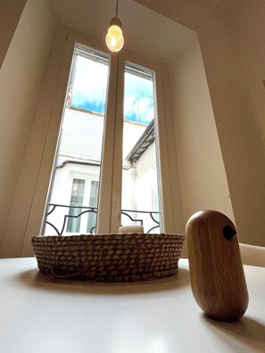 Interior - Downtown apartment with in-room bath and wide vaulted ceilings (Viterbo)