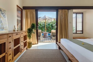 Desk, free WiFi, bed sheets - Madeira Casa Canggu Bali (Canggu)