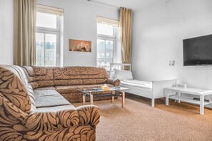 Basic Apartment | Iron/ironing board, free WiFi - Cozy 2BR Apt Next to Millennium Tower (Vienna)