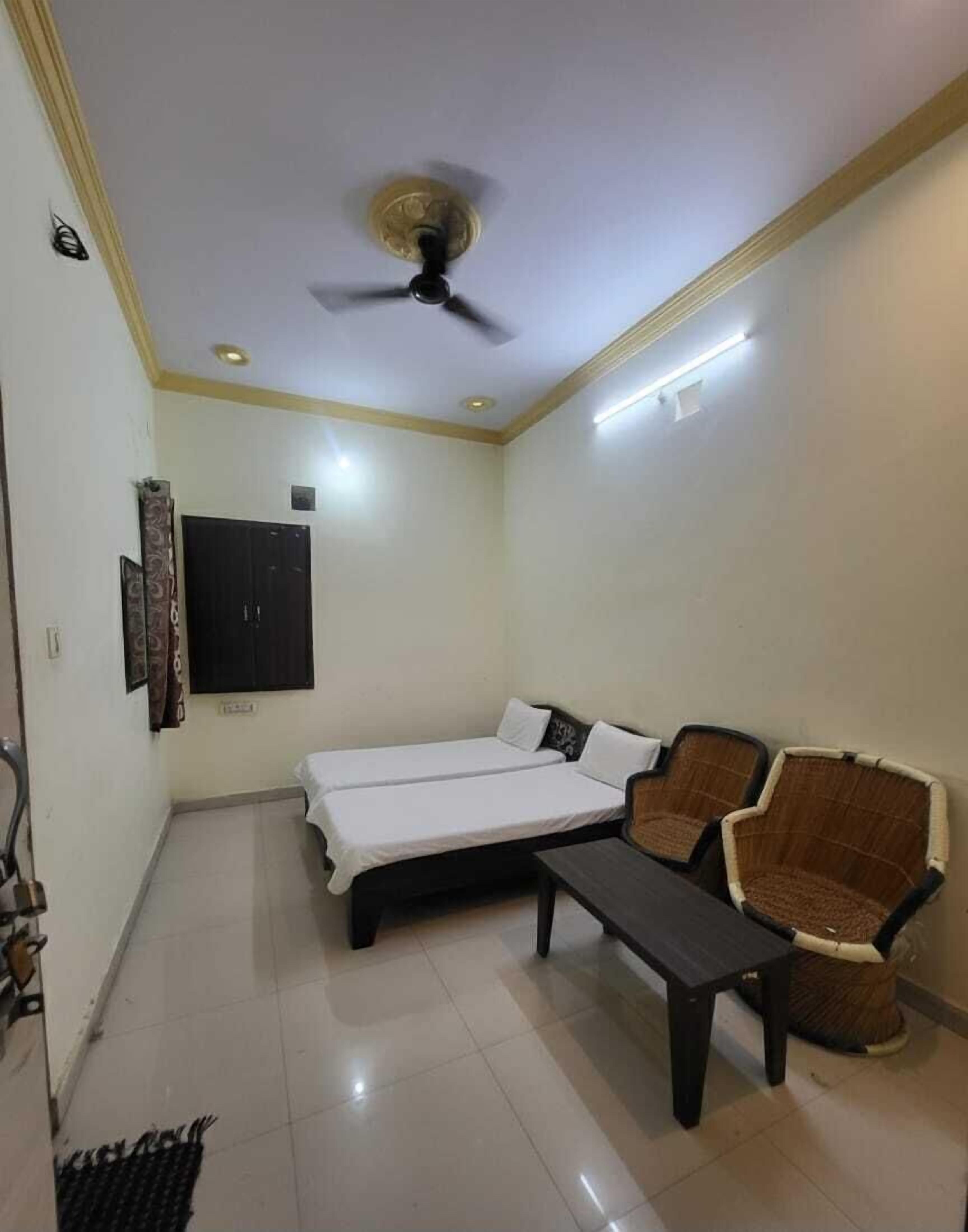 Habitación estándar | Camas extra, wifi gratis y ropa de cama 