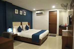 Room - Aboo's Hotel Concord Galaxy (Mumbai)