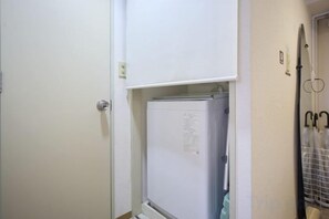 Unclassified image, 3 of 12, button - Mezon Etowaru #706 (Nagoya)