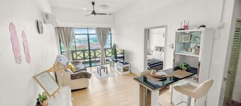 1 Bedroom Apartment with balcony city view, Melaka Town Centre CBD