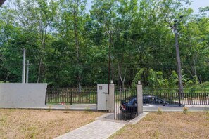 Unclassified image, 5 of 16, button - The Hideout - 2Br Villa Near Kahathuduwa Interchange (Polgasowita)