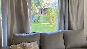 LÀgenhet - 1 sovrum - rökare - uteplats | Vardagsrum