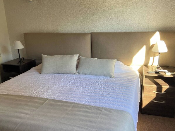 Appartement, 1 slaapkamer, roken, patio | 2 slaapkamers