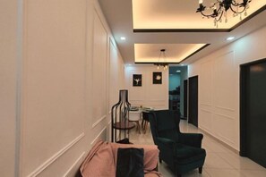 Interior - WHITE ON HOMESTAY CAMERON BY ICOLOR (Tanah Rata)