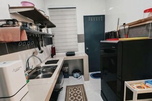 Room - WHITE ON HOMESTAY CAMERON BY ICOLOR (Tanah Rata)