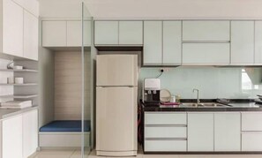 Private kitchen - The Panoramic Duplex Glass Suite @ Karpal Singh Drive Georgetown, Penang. (Jelutong)