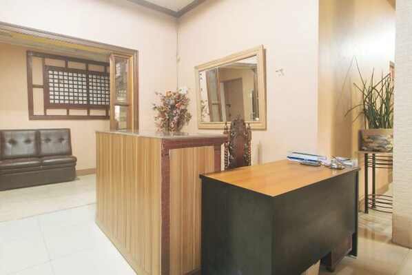 Unclassified image, 1 of 13, button - Kababayan Pensione House by RedDoorz (Iloilo City)