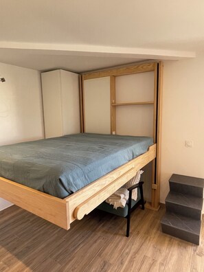 Bügeleisen/Bügelbrett, Bettwäsche