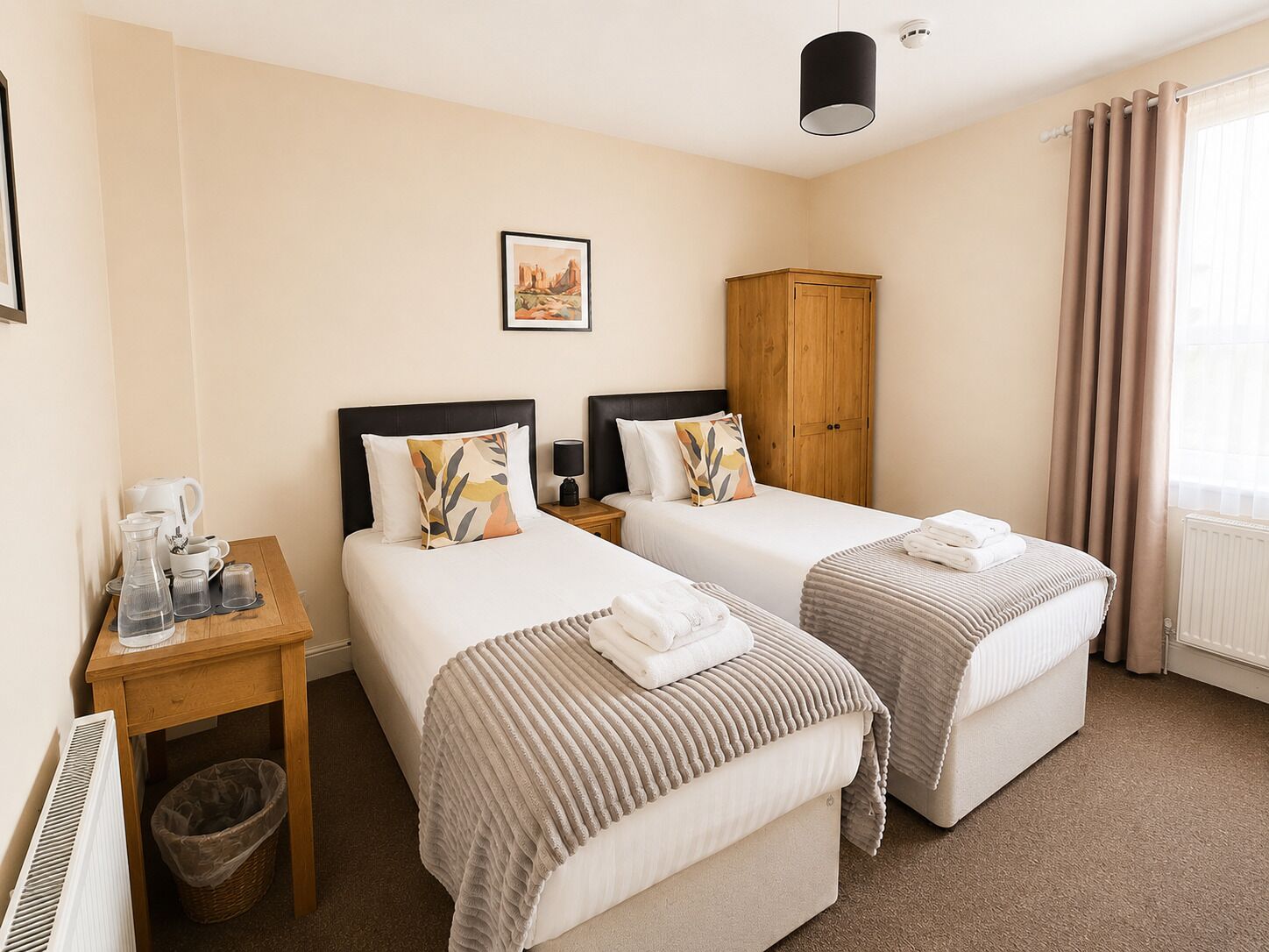Standard Twin Room | Free WiFi