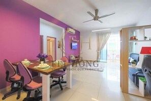 Room - New Serdang Resort-Style 3 Bedrooms Family Suite #Babycot #15 Pax (Seri Kembangan)