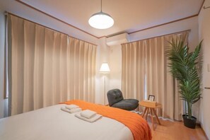 Room - Travel Time・Hanazonochō|Direct train access to Shinsekai, Namba, and Dotonbori in 5 minutes (Osaka)