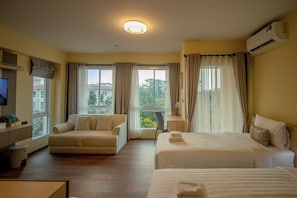 Deluxe Twin Room | Desk, free WiFi, bed sheets - Parvati Chiva Khaoyai  (Pak Chong)