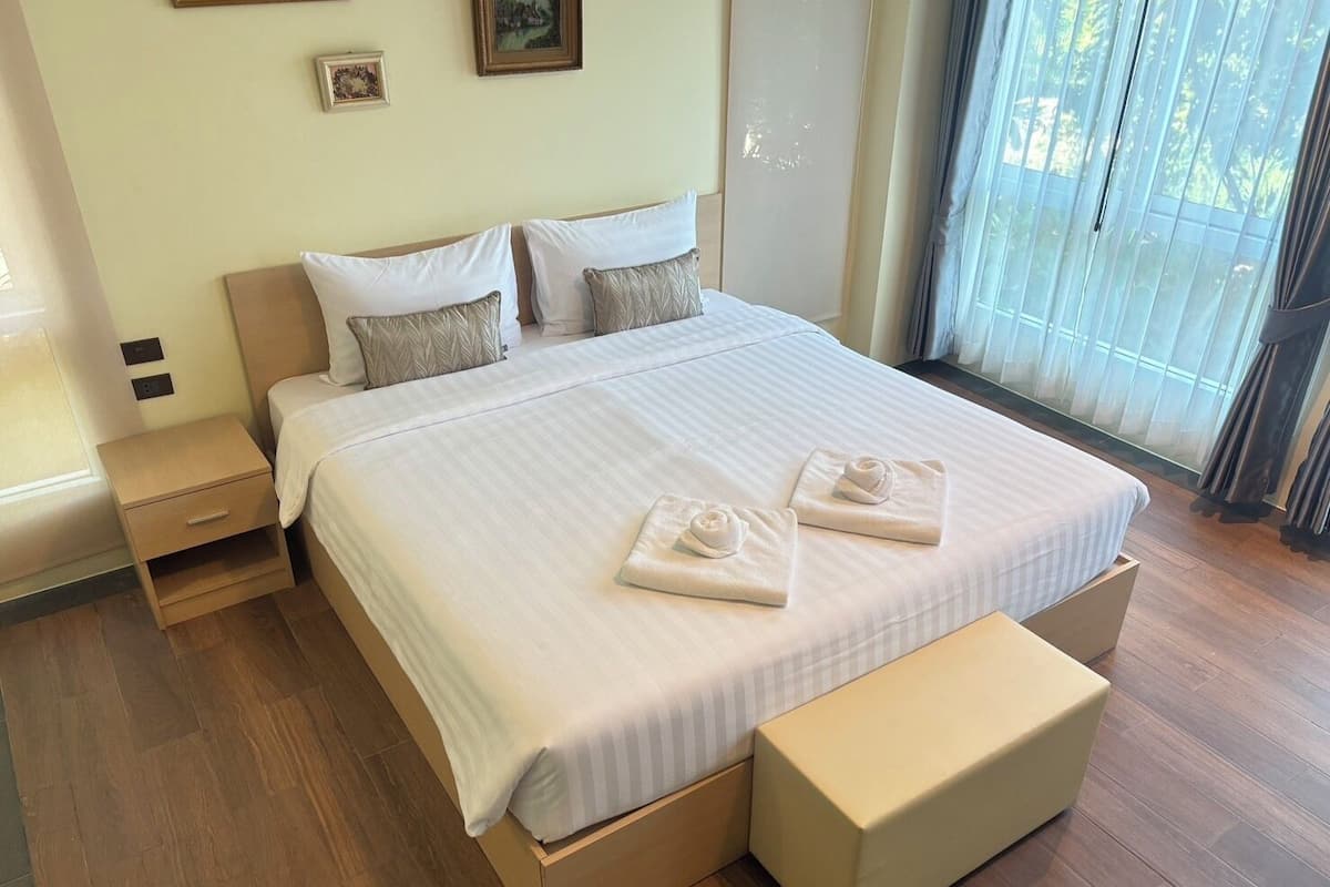 Phòng đôi Deluxe | Bàn, truy cập Internet không dây miễn phí, bộ trải giường