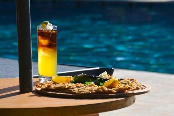 Outdoor pool - Ballı Butik Hotel (Kayakoy)