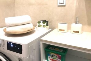 Cots/infant beds - INNA LUXE (Belgrade)