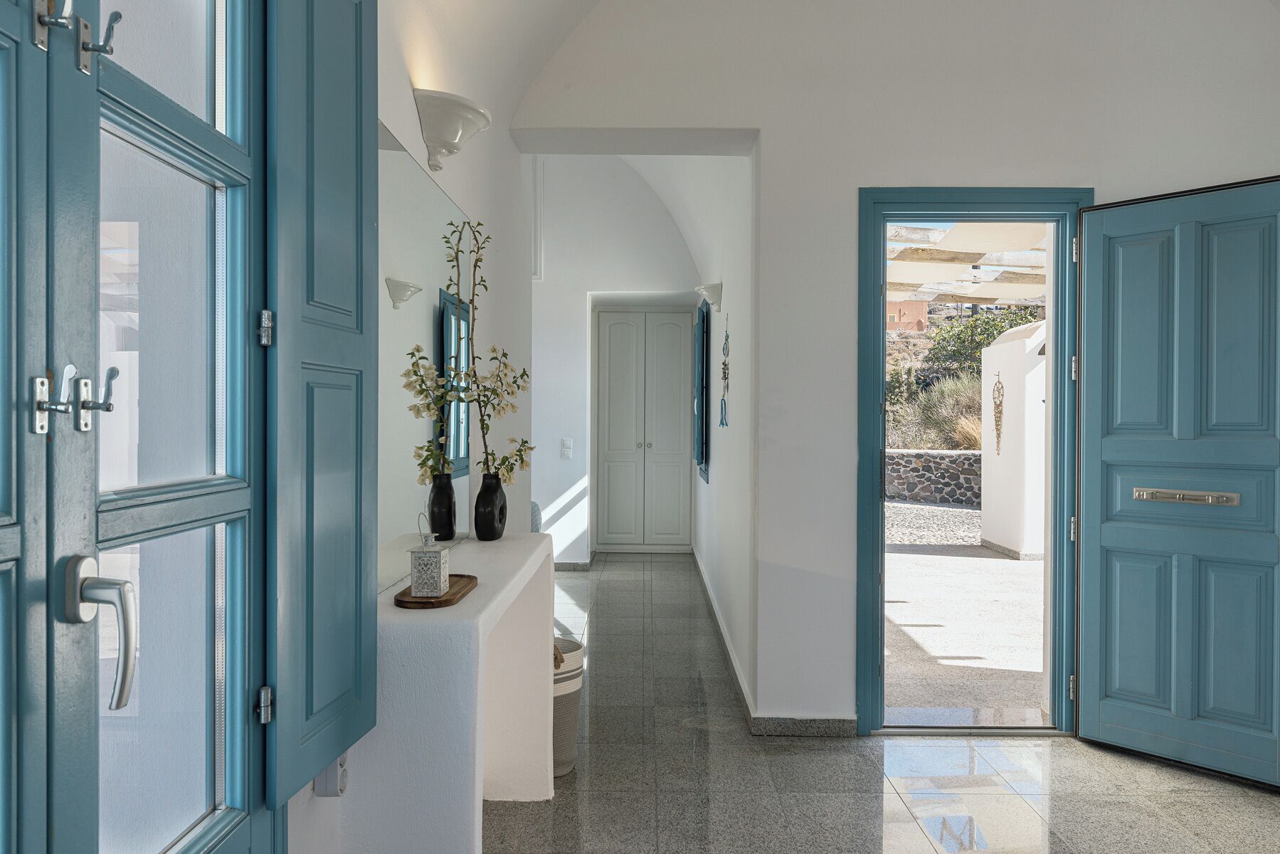 Comfort Apartment, Hot Tub, Sea View (Erato) | Living area | Flat-screen TV