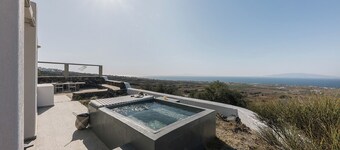 GTK Santorini Oia Sunset Villas