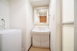 Bathroom - DeLCCS Yamabuki Kagurazaka III (Tokyo)
