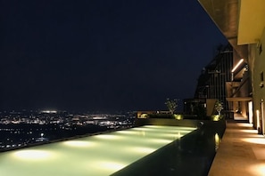Unclassified image, 2 of 15, button - The Peak Residence, Multi-Apartment by Emma (Phnom Penh)
