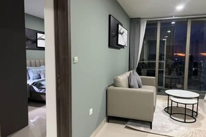 Room - The Peak Residence, Multi-Apartment by Emma (Phnom Penh)
