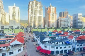 Ảnh chưa phân loại, 4 trong số 28 ảnh, nút