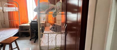 Dortoir Partagé, vue parc | Wi-Fi gratuit