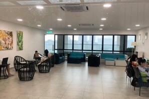 Ballroom - 2&3BR Family Suite Nr Sunway Velocity & LRT Maluri (Kuala Lumpur)