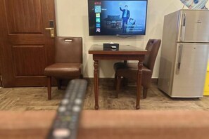 Cribs/infant beds - Hayyat Luxury Hotel (Lahore)