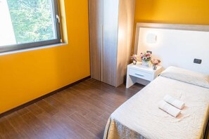 ビジネス シングルルーム | セーフティボックス (室内)、防音設備、アイロン / アイロン台、WiFi (無料)