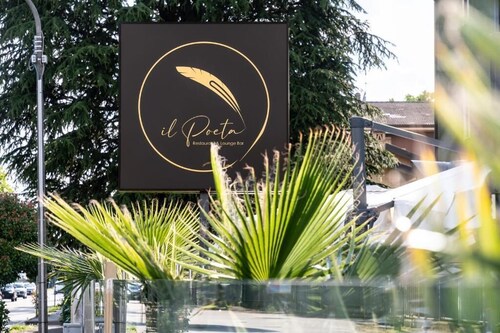 hotel ferrari milano