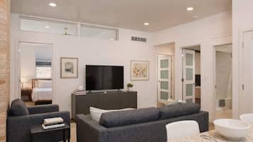 2 quartos, ferros/tábuas de passar roupa, Wi-Fi, roupa de cama