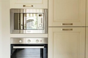 Unclassified image, 2 of 28, button - Modern apartments in the heart of Florence (Florence)