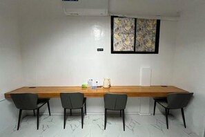 Room - Lighthouse Inn Corporation former Lucky Tito D'mall Boracay (Boracay Island)