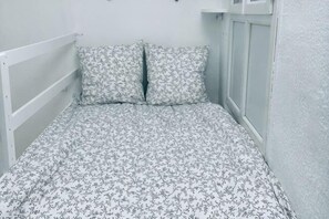 Room - Loft heart of 3e Marais District (Paris)