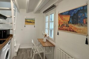 Room - Loft heart of 3e Marais District (Paris)